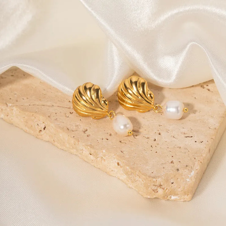 Beach Shell Pearl Earrings