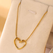 Heart Shape Hollow Out Pendant Necklace